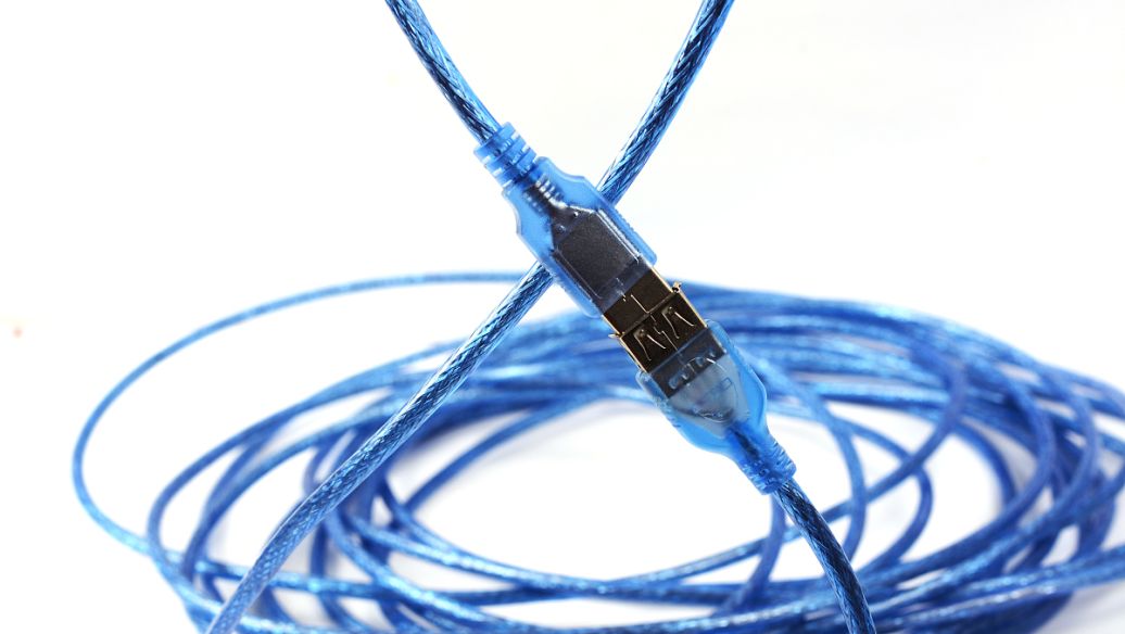 光纖通信行業(yè)采用UVLED固化爐